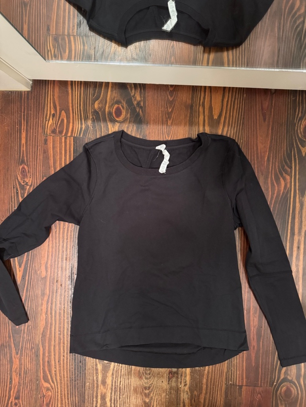 Black Women’s Long-Sleeve Top